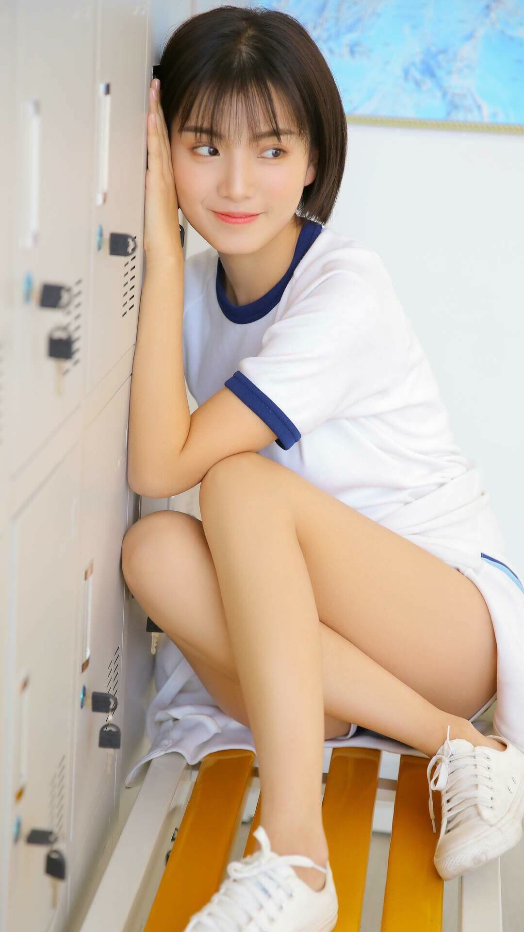 开云下载-_未来极限车：智能科技驰骋未来赛场_，未来科技超跑