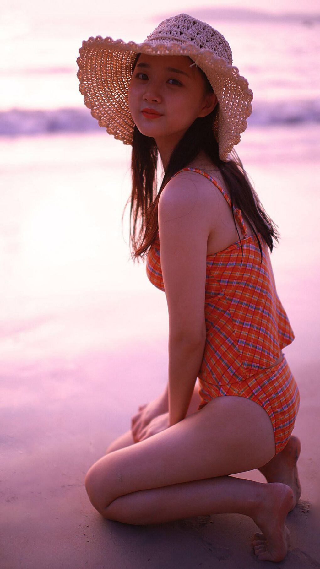 开云体育平台APP-利物浦逆转取胜,重返积分榜榜首,利物浦2-1逆转胜